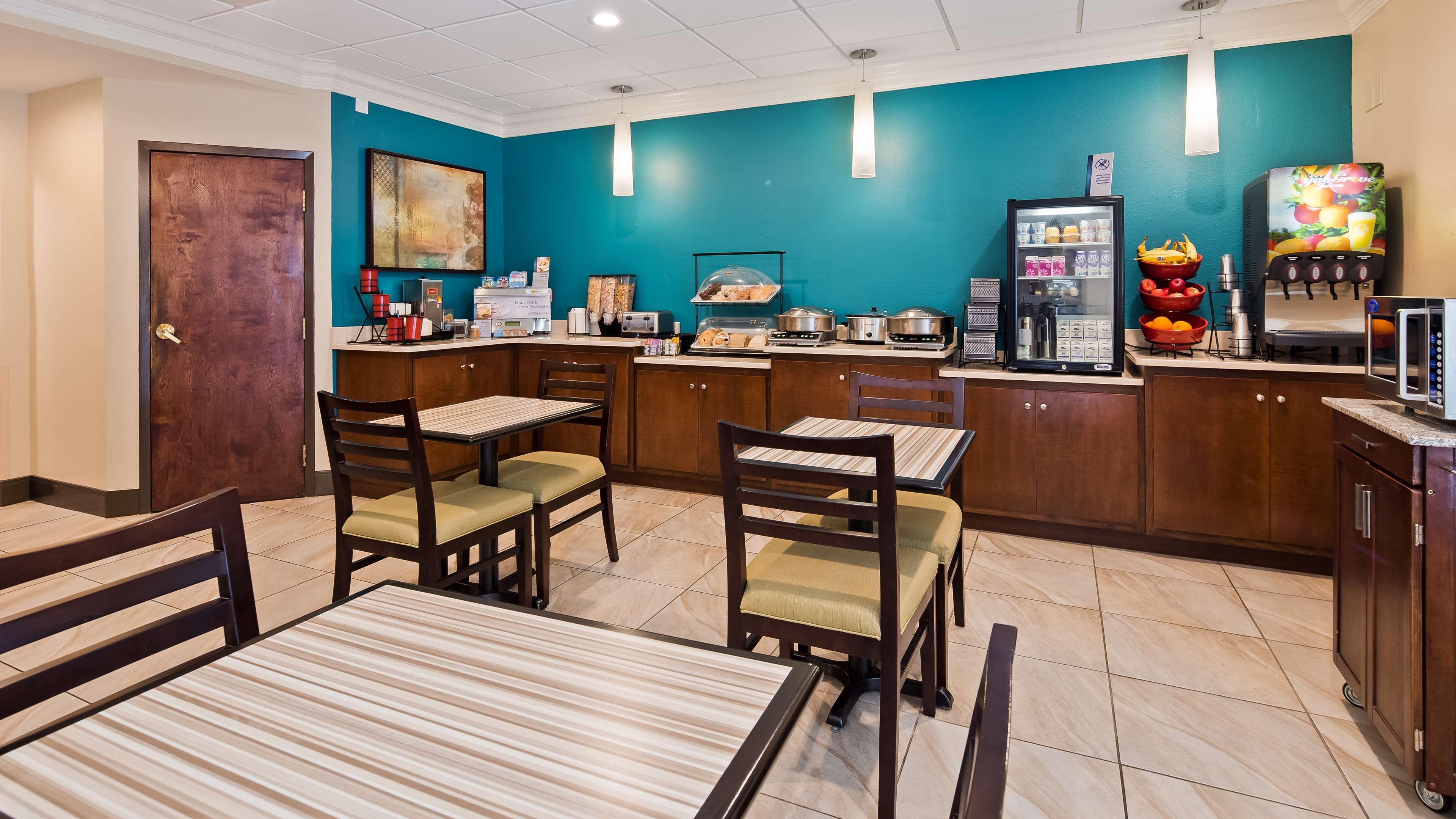 Best Western Eagles Inn Morehead Buitenkant foto