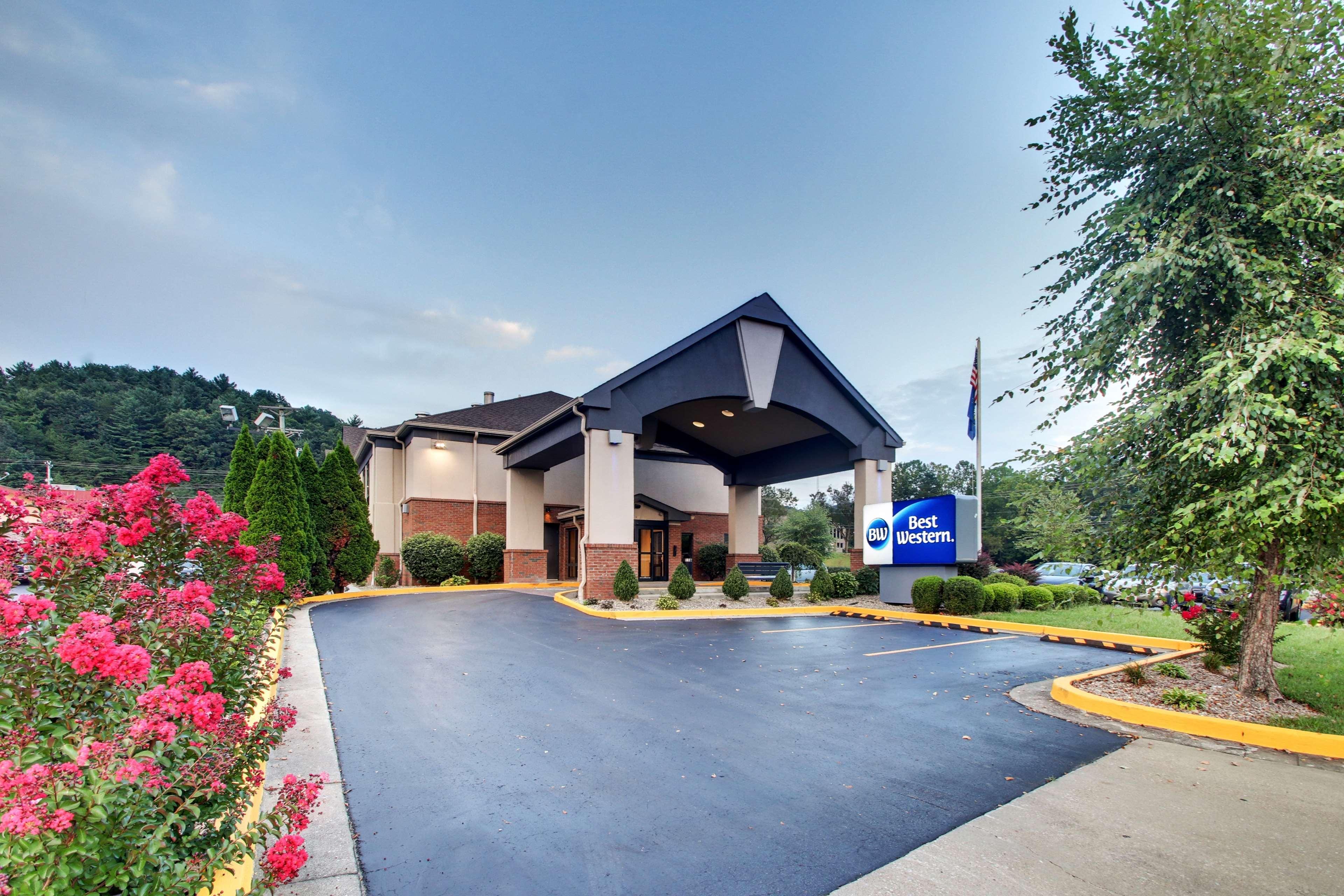 Best Western Eagles Inn Morehead Buitenkant foto